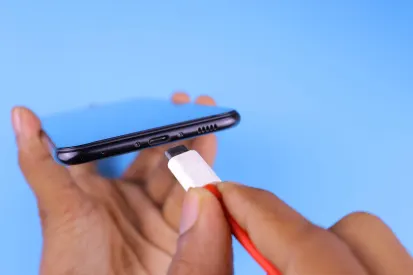 ЛЙРА Казино Мобилно приложение